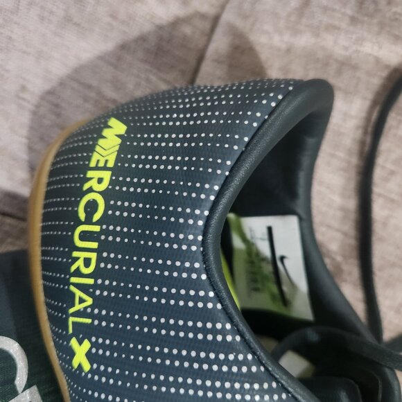 CR7 Men's Indoor/Futsal Soccer Shoes Mercurial Size 7 Seaweed - Picture 6 of 12